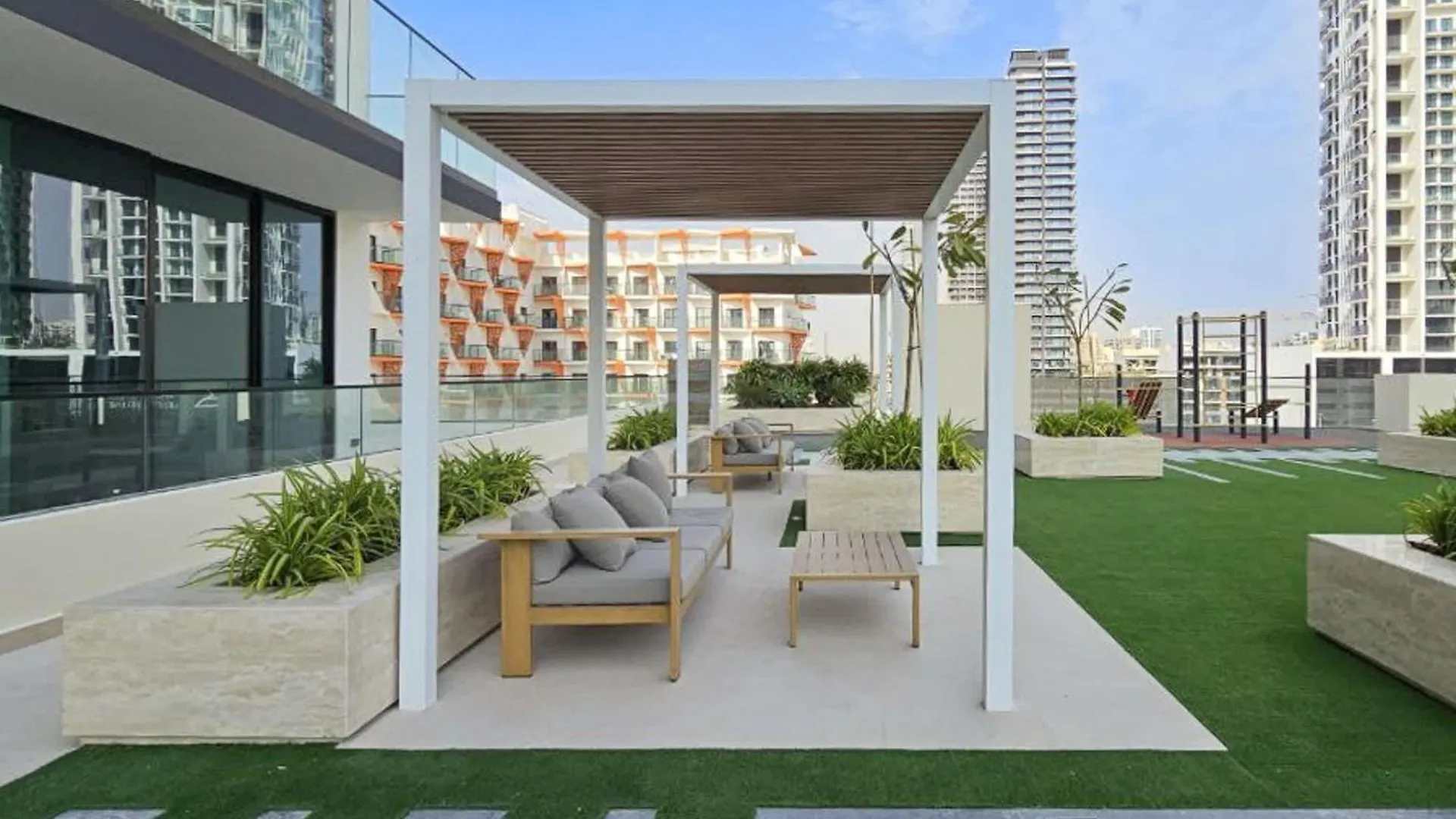 Mesmerizing 1 Bedroom In Binghatti Onyx With Skyline Views Dubai