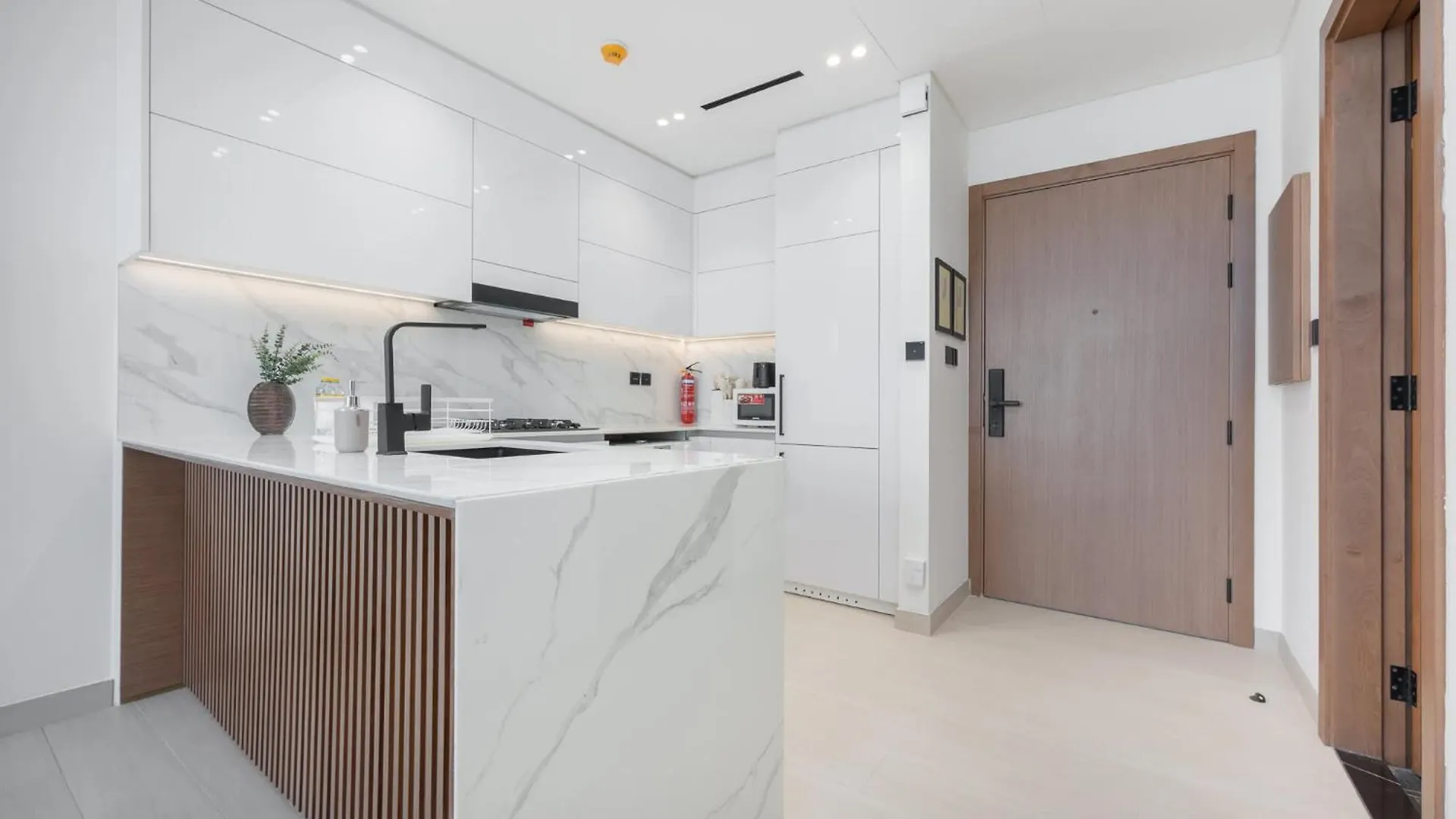 Mesmerizing 1 Bedroom In Binghatti Onyx With Skyline Views Dubai Apartment