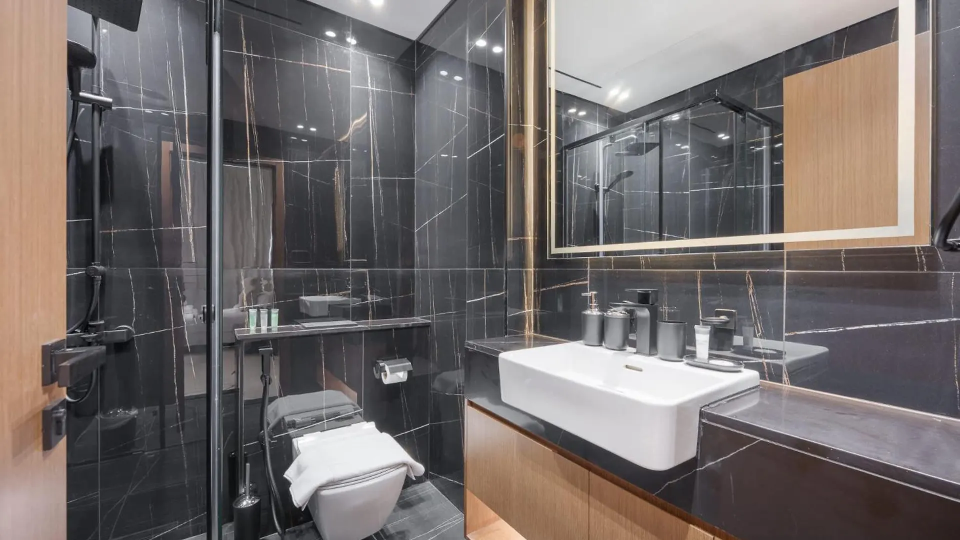 Mesmerizing 1 Bedroom In Binghatti Onyx With Skyline Views Dubai United Arab Emirates